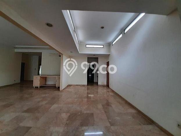 Rumah Mewah LB 445m2 Siap Pakai Desain Elegan di Pondok Indah, Jakarta Selatan Rumah Mewah LB 445m2 Siap Pakai Desain Elegan di Pondok Indah, Jakarta Selatan