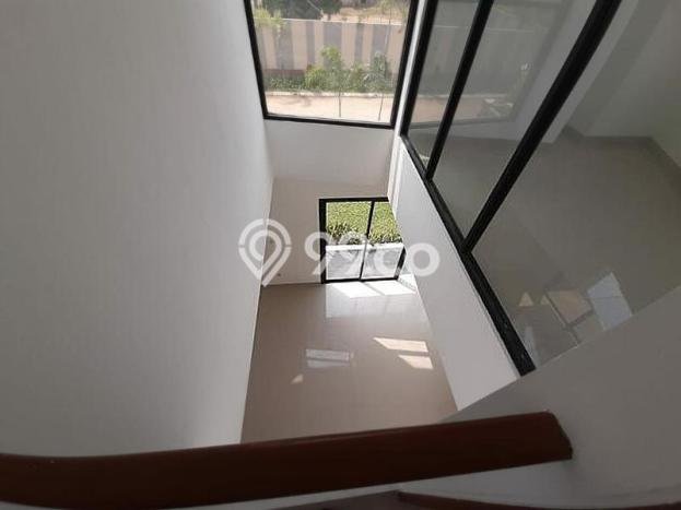 Rumah Luxury Modern Tanpa Renovasi di Rempoa Tangerang Rumah Luxury Modern Tanpa Renovasi di Rempoa Tangerang