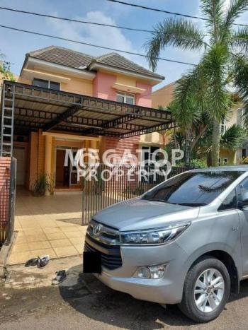 Rumah Eksklusif Siap Huni LT 220m2 di Pamulang, Tangerang Selatan Rumah Eksklusif Siap Huni LT 220m2 di Pamulang, Tangerang Selatan