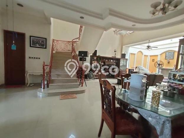 Hunian Mewah Dijual LT 268m2 di Duren Sawit, Jakarta Timur Hunian Mewah Dijual LT 268m2 di Duren Sawit, Jakarta Timur