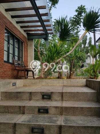 SPECIAL OFFER! Rumah Nyaman area Bintaro, Luas 204m² LB 250m² SPECIAL OFFER! Rumah Nyaman area Bintaro, Luas 204m² LB 250m²