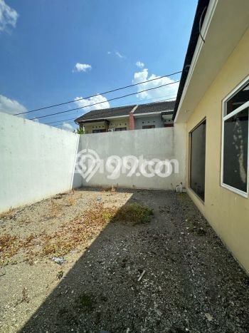 Dijual Rumah Minimalis Bagus Punya 4 KT di Colomadu Solo SHM Dijual Rumah Minimalis Bagus Punya 4 KT di Colomadu Solo SHM