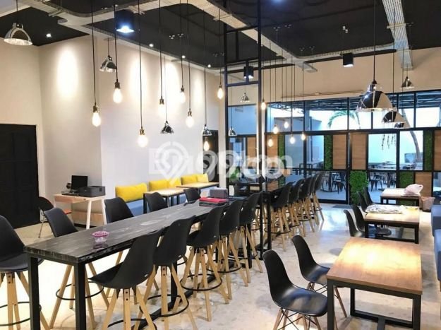 Rumah Lokasi Strategis area Raya Darmo, Surabaya, LT 790m2m² LB 600m2m² Rumah Lokasi Strategis area Raya Darmo, Surabaya, LT 790m2m² LB 600m2m²