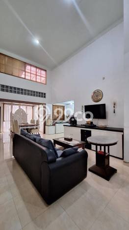 DREAM HOME! Rumah di Bintaro, 2 KM, Free Macet, Luas 404m² Bangunan 210m² DREAM HOME! Rumah di Bintaro, 2 KM, Free Macet, Luas 404m² Bangunan 210m²