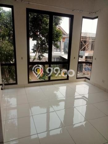 HUNIAN PREMIUM! Rumah di BSD City, 4 KT, Area Berkembang, LT 144m² LB 88m² HUNIAN PREMIUM! Rumah di BSD City, 4 KT, Area Berkembang, LT 144m² LB 88m²