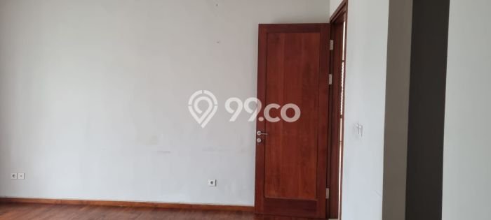 Dijual Rumah Luas Elegan Dengan View Cantik di Rempoa, Tangerang Dijual Rumah Luas Elegan Dengan View Cantik di Rempoa, Tangerang