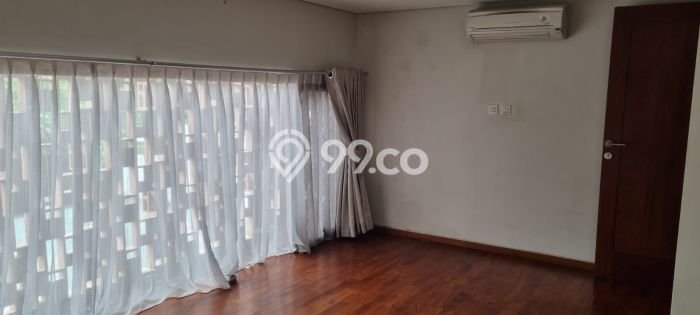 Dijual Rumah Luas Elegan Dengan View Cantik di Rempoa, Tangerang Dijual Rumah Luas Elegan Dengan View Cantik di Rempoa, Tangerang
