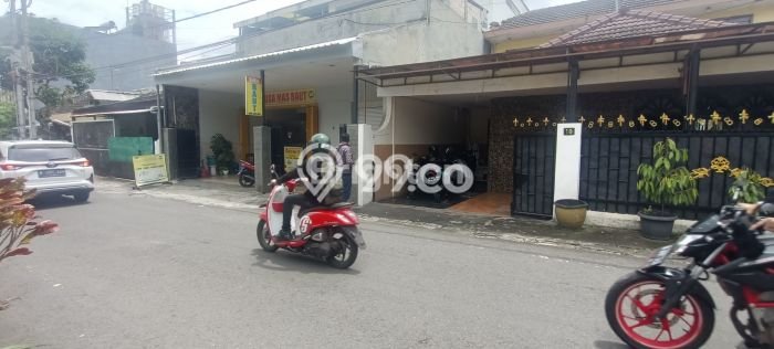 Dijual Hunian Rumah Nyaman 5 Kamar di Tunjungsekar, Malang Dijual Hunian Rumah Nyaman 5 Kamar di Tunjungsekar, Malang