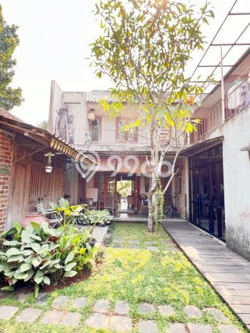 Rumah Luxury Modern Siap Huni di Bintaro Jakarta Selatan Rumah Luxury Modern Siap Huni di Bintaro Jakarta Selatan