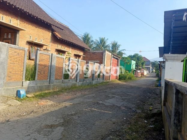 Dijual Rumah 3 Kamar Lokasi Strategis Bagus dan Strategis di Karangploso Dijual Rumah 3 Kamar Lokasi Strategis Bagus dan Strategis di Karangploso