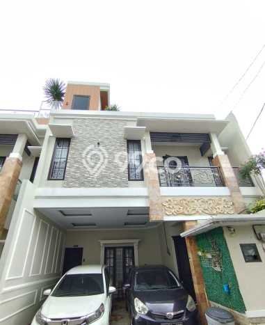 Hunian Mewah LB 200m2 Siap Huni Desain Elegan di Kebagusan, Jakarta Selatan Hunian Mewah LB 200m2 Siap Huni Desain Elegan di Kebagusan, Jakarta Selatan