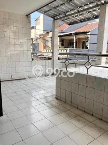 Rumah Mewah Siap Huni LT 102m2 di Kelapa Gading, Jakarta Utara Rumah Mewah Siap Huni LT 102m2 di Kelapa Gading, Jakarta Utara