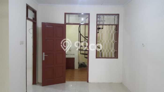 Rumah Asri dengan Luas Bangunan 160m² di Lokasi Pamulang, Tangerang Selatan Rumah Asri dengan Luas Bangunan 160m² di Lokasi Pamulang, Tangerang Selatan