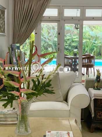 Jual Rumah Luas Megah Dengan View Eksklusif di Ampera, Jakarta Selatan Jual Rumah Luas Megah Dengan View Eksklusif di Ampera, Jakarta Selatan