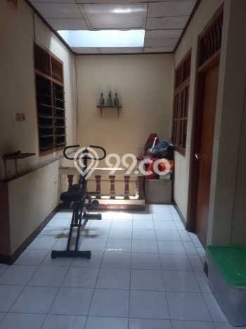 Jual Rumah Strategis Bagus Punya 5 KT di Karawaci Tangerang SHM Jual Rumah Strategis Bagus Punya 5 KT di Karawaci Tangerang SHM