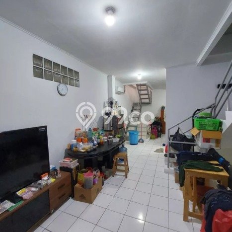 Jual Rumah Eksklusif 3 KT di Jelambar, Jakarta Barat Jual Rumah Eksklusif 3 KT di Jelambar, Jakarta Barat