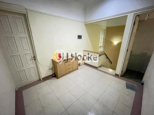 Siap Huni Rumah Mewah 4 Kamar di Kelapa Gading Dekat ke Mana Saja Siap Huni Rumah Mewah 4 Kamar di Kelapa Gading Dekat ke Mana Saja