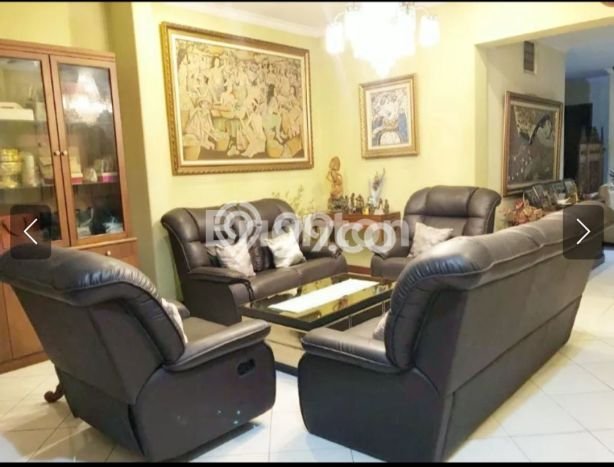 For Sale Rumah 9 Kamar Lokasi Ideal Bagus dan Strategis di Cimanggis For Sale Rumah 9 Kamar Lokasi Ideal Bagus dan Strategis di Cimanggis
