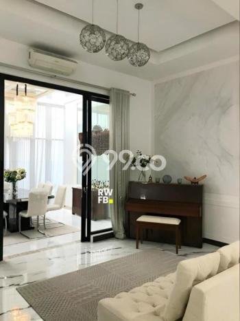 Disewakan! Rumah 7 Kamar Tidur &
7 Kamar Mandi di Pondok Indah, Jakarta Selatan Disewakan! Rumah 7 Kamar Tidur &
7 Kamar Mandi di Pondok Indah, Jakarta Selatan
