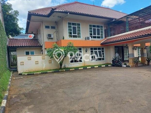 Rumah Elit LB 900m2 Siap Pakai Desain Elegan di Pejaten, Jakarta Selatan Rumah Elit LB 900m2 Siap Pakai Desain Elegan di Pejaten, Jakarta Selatan