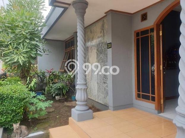 Rumah Modern 5 Kamar LT 174m2 di Burangrang Rumah Modern 5 Kamar LT 174m2 di Burangrang