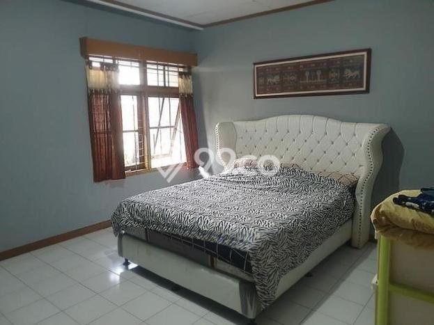 Rumah Modern 5 Kamar LT 174m2 di Burangrang Rumah Modern 5 Kamar LT 174m2 di Burangrang