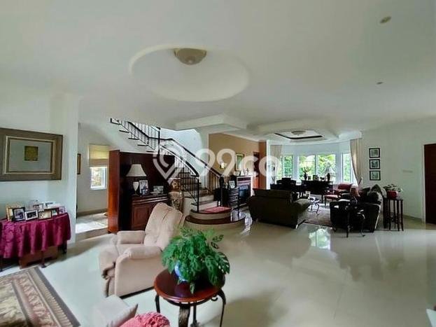 Ready to Use! Luxury House LT 1382m2 Desain Elegan di Sentul City Ready to Use! Luxury House LT 1382m2 Desain Elegan di Sentul City