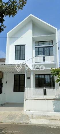 Rumah Minimalis 3 KT LT 90m2 di Sentul City Rumah Minimalis 3 KT LT 90m2 di Sentul City