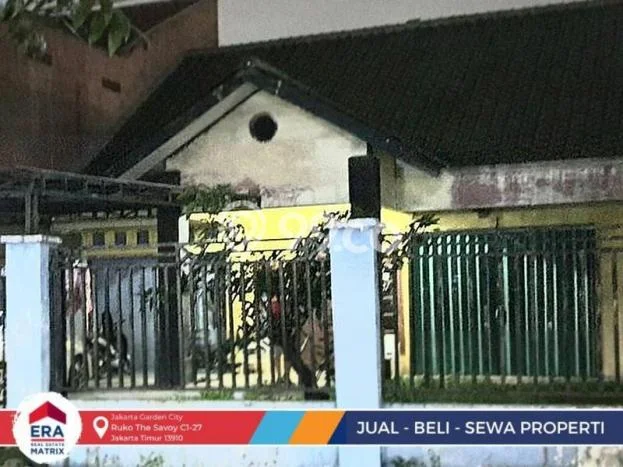 For Sale! Luxury House LT 300m2 Desain Elegan di Pulogebang For Sale! Luxury House LT 300m2 Desain Elegan di Pulogebang