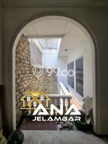 Hunian Super Mewah dengan Akses Paling Strategis di Jelambar, Jakarta Barat Hunian Super Mewah dengan Akses Paling Strategis di Jelambar, Jakarta Barat