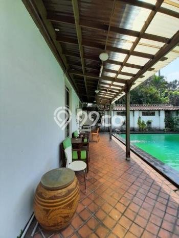 For Sale! Luxury House LT 1168m2 Desain Modern di Pejaten For Sale! Luxury House LT 1168m2 Desain Modern di Pejaten
