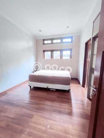 Rumah Luxury Modern Siap Huni di Bintaro Jakarta Selatan Rumah Luxury Modern Siap Huni di Bintaro Jakarta Selatan