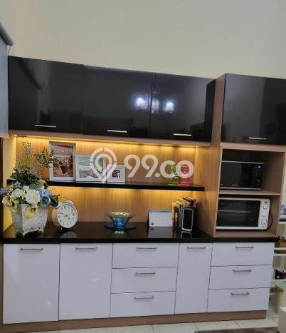 Rumah SUPER MEWAH! di Sleman, Sleman, Luas 285m² LB 230m², HARGA SPESIAL Rumah SUPER MEWAH! di Sleman, Sleman, Luas 285m² LB 230m², HARGA SPESIAL
