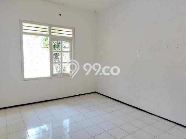 Disewakan! Rumah 4 Kamar Tidur &
3 Kamar Mandi di Duren Tiga, Jakarta Selatan Disewakan! Rumah 4 Kamar Tidur &
3 Kamar Mandi di Duren Tiga, Jakarta Selatan