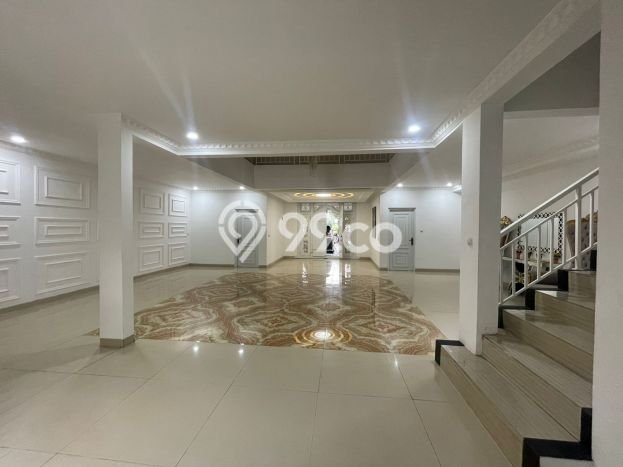 Jual Rumah Modern 5 KT di Buah Batu, Bandung Jual Rumah Modern 5 KT di Buah Batu, Bandung