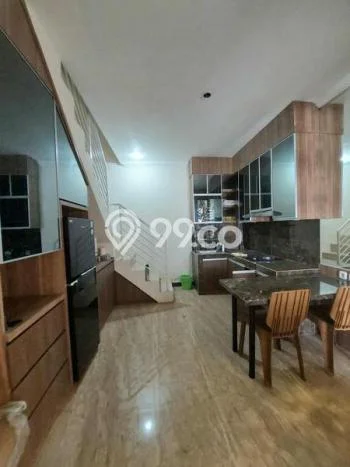 Jual Rumah Favorit Siap Huni LB 110m2 di Wonocolo, Surabaya Jual Rumah Favorit Siap Huni LB 110m2 di Wonocolo, Surabaya
