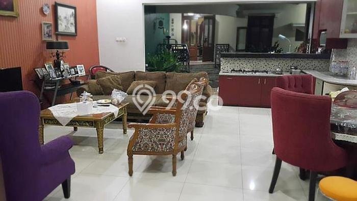 Best Deal Hunian Mewah Ideal dan Luas di Ciputat, Tangerang Selatan Best Deal Hunian Mewah Ideal dan Luas di Ciputat, Tangerang Selatan