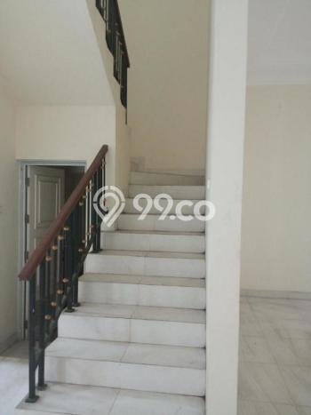 Ready to Use! Luxury House LT 220m2 Desain Modern di Pulogebang Ready to Use! Luxury House LT 220m2 Desain Modern di Pulogebang