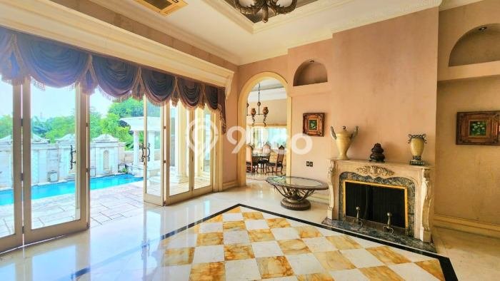 Rumah Elit LB 1200m2 Siap Pakai Desain Elegan di Warung Buncit, Jakarta Selatan Rumah Elit LB 1200m2 Siap Pakai Desain Elegan di Warung Buncit, Jakarta Selatan