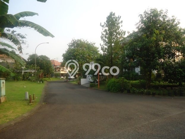Rumah Luas Asri 3 KT Siap Pakai di Cibubur Jakarta Timur Rumah Luas Asri 3 KT Siap Pakai di Cibubur Jakarta Timur