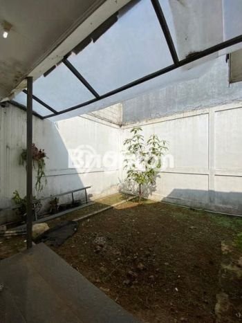 Jual Rumah Strategis Bagus Punya 2 KT di Cilodong Depok SHM Jual Rumah Strategis Bagus Punya 2 KT di Cilodong Depok SHM