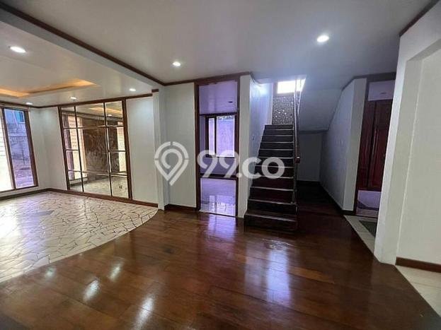 HOT DEAL! Rumah area Jagakarsa, 5 KT, Area Asri, Luas 780m² Bangunan 300m² HOT DEAL! Rumah area Jagakarsa, 5 KT, Area Asri, Luas 780m² Bangunan 300m²