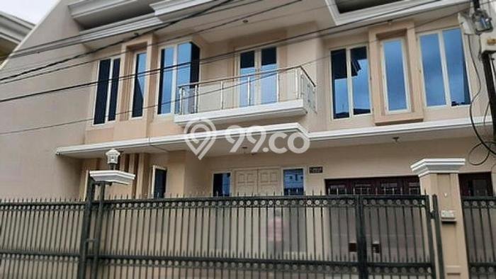 Rumah Luxury Modern Siap Huni di Kedoya Baru Jakarta Barat Rumah Luxury Modern Siap Huni di Kedoya Baru Jakarta Barat