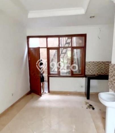 Rumah Mewah LB 290m2 Siap Huni Desain Elegan di Puri Indah, Jakarta Barat Rumah Mewah LB 290m2 Siap Huni Desain Elegan di Puri Indah, Jakarta Barat
