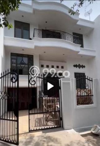 Rumah Mewah LB 290m2 Siap Huni Desain Elegan di Puri Indah, Jakarta Barat Rumah Mewah LB 290m2 Siap Huni Desain Elegan di Puri Indah, Jakarta Barat