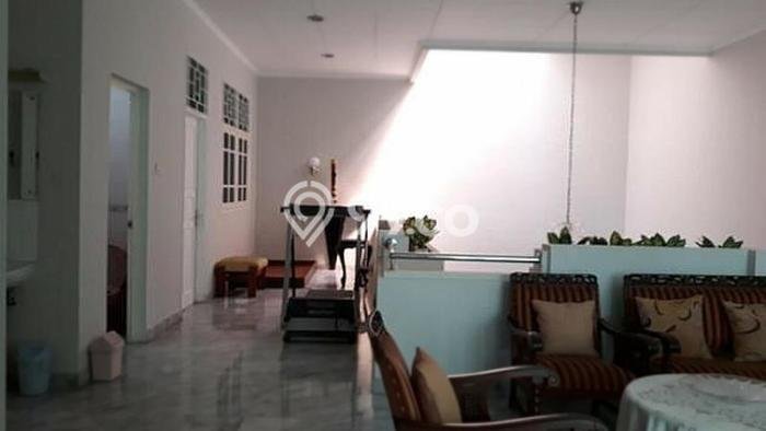 Rumah Elit Modern Tanpa Renovasi di Green garden Jakarta Barat Rumah Elit Modern Tanpa Renovasi di Green garden Jakarta Barat