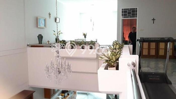Rumah Elit Modern Tanpa Renovasi di Green garden Jakarta Barat Rumah Elit Modern Tanpa Renovasi di Green garden Jakarta Barat