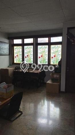 Hunian Mewah LB 274m2 Siap Pakai Desain Elegan di Panglima Polim, Jakarta Selatan Hunian Mewah LB 274m2 Siap Pakai Desain Elegan di Panglima Polim, Jakarta Selatan