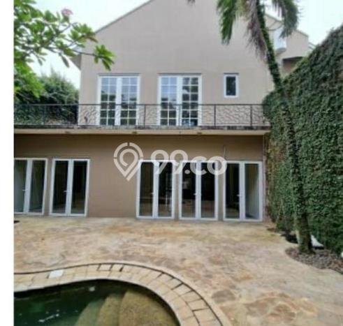 Rumah Elit Modern Tanpa Renovasi di Pondok Indah Jakarta Selatan Rumah Elit Modern Tanpa Renovasi di Pondok Indah Jakarta Selatan