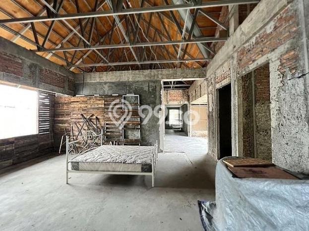 Siap Huni Rumah Mewah 5 Kamar di Kebayoran Baru Dekat ke Mana Saja Siap Huni Rumah Mewah 5 Kamar di Kebayoran Baru Dekat ke Mana Saja